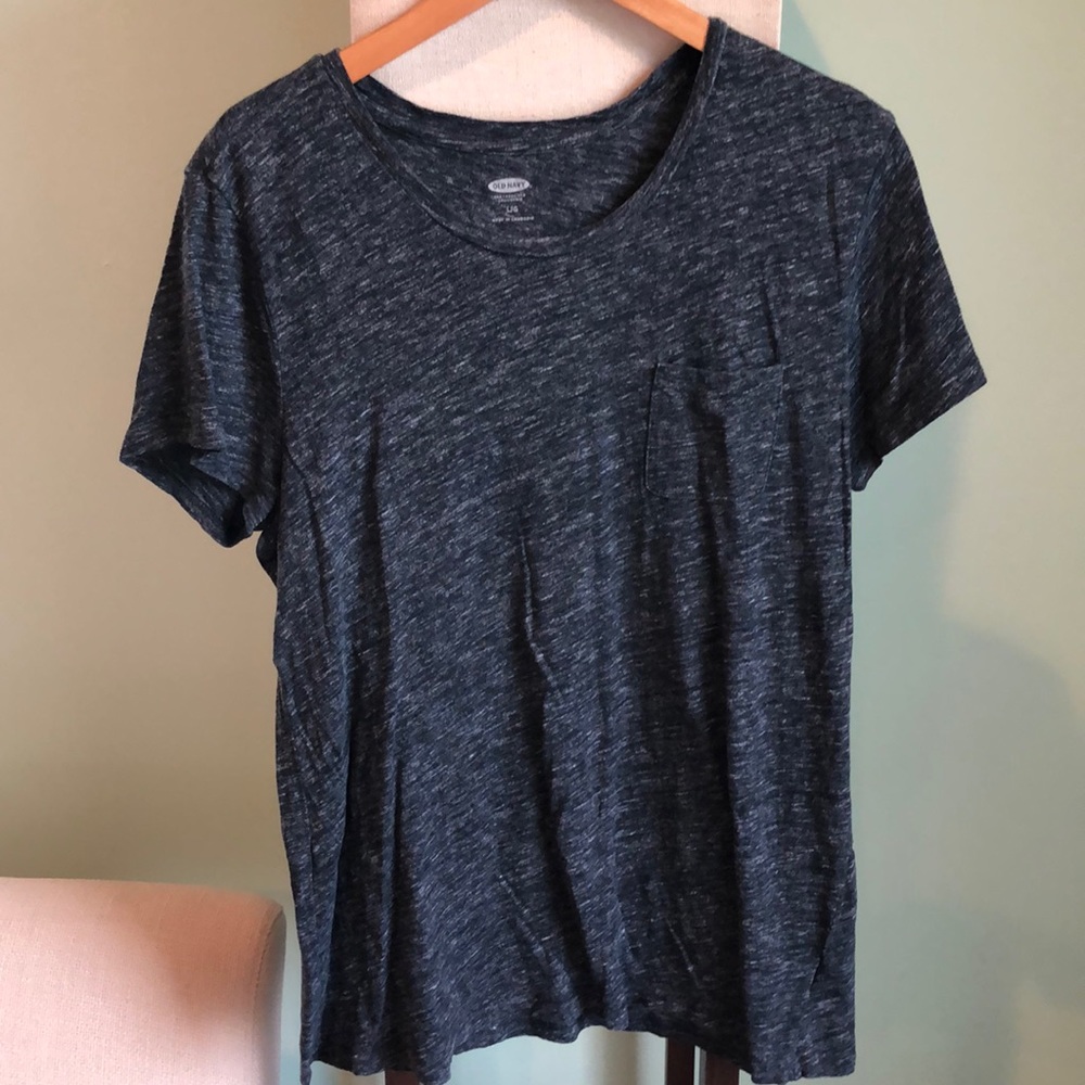 Basic pocket tee